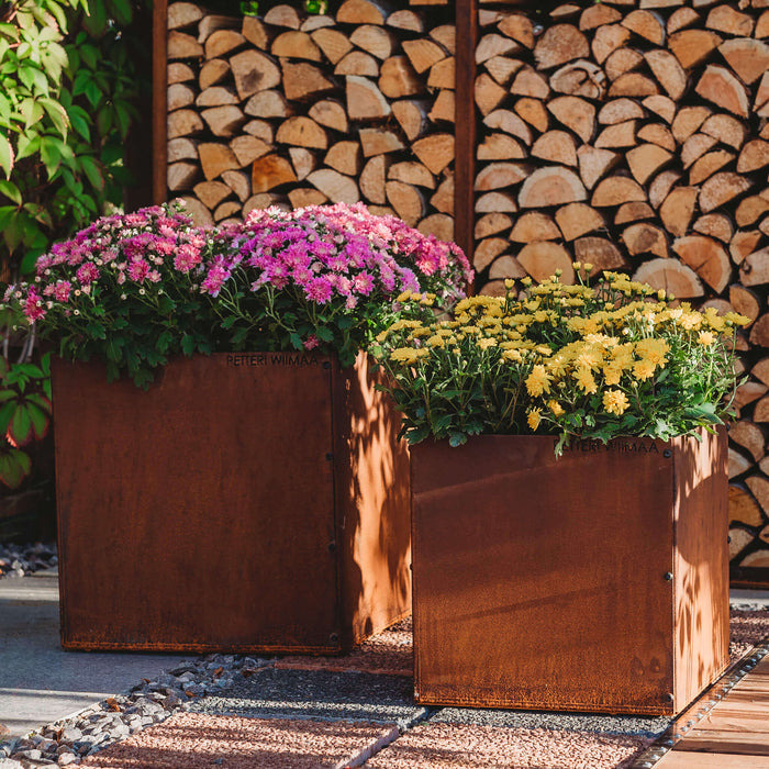 Petteri Wiimaa Corten Steel Planters Set of 2 Fiora (2 pots: S + M)