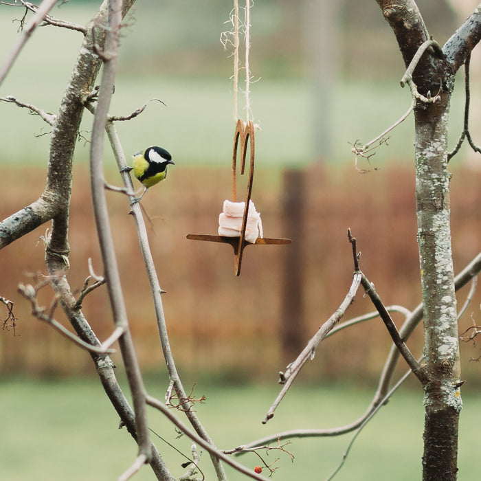 Petteri Wiimaa Bird Feeder Heart