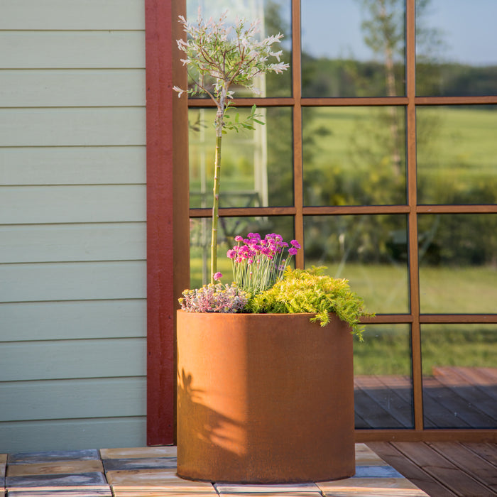 Petteri Wiimaa Corten Steel Planter Myy, Ø 55 cm (size 55x49 cm)