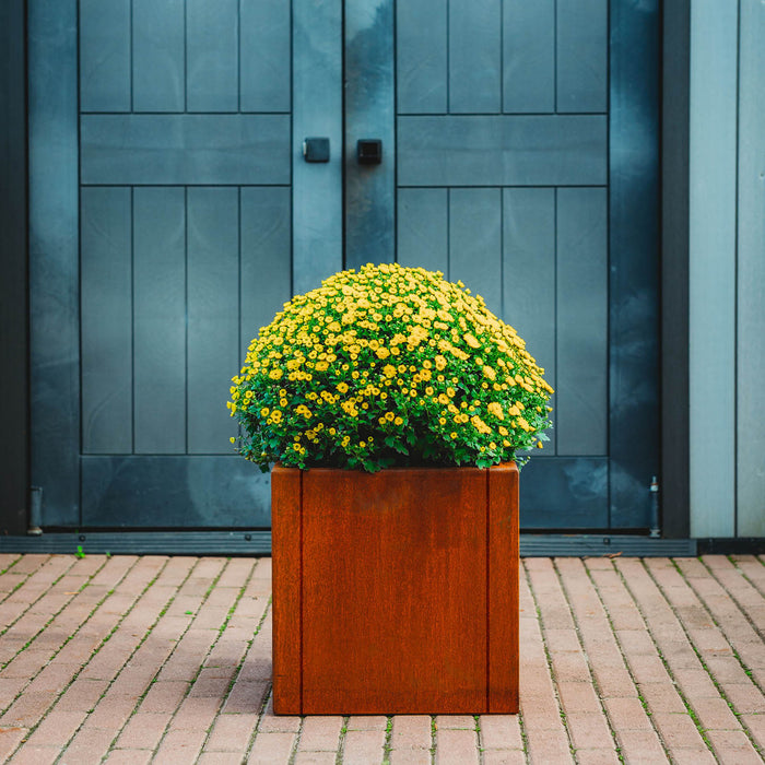 Petteri Wiimaa Corten Steel Planter Clara M, 40x40x40 cm