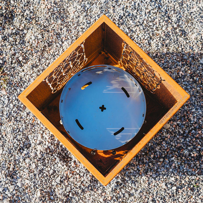 Corten Steel Fire Pit Laterna (size 48x48x48 cm)