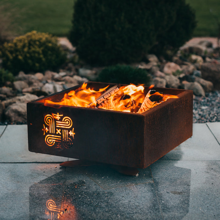 Corten Steel Fire Pit Piazza (size 50x50x21 cm)