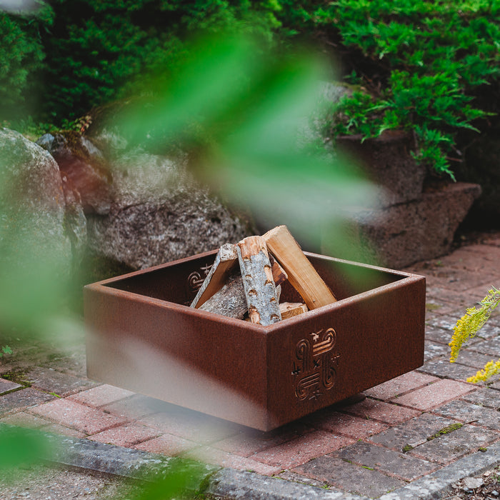 Corten Steel Fire Pit Piazza (size 50x50x21 cm)